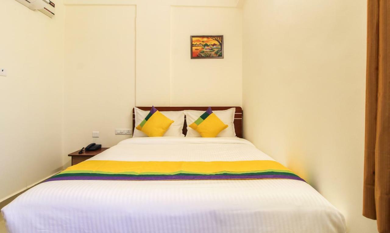 Hotel Treebo Trip Riyas Grand Tirupati Exteriér fotografie
